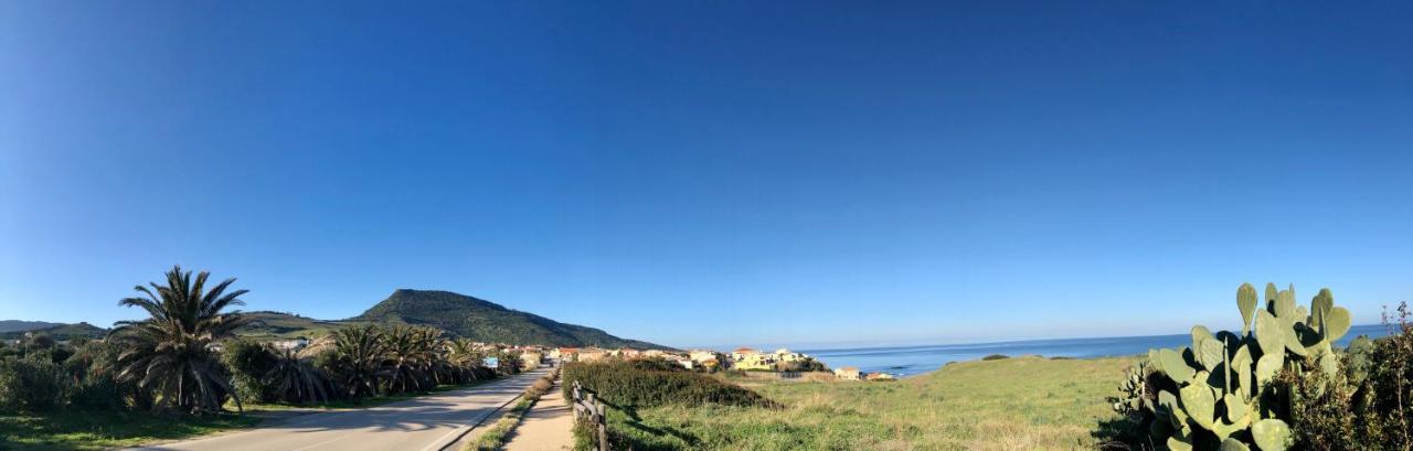 Apartment Tramonto Sea-Front فاليدوريا المظهر الخارجي الصورة