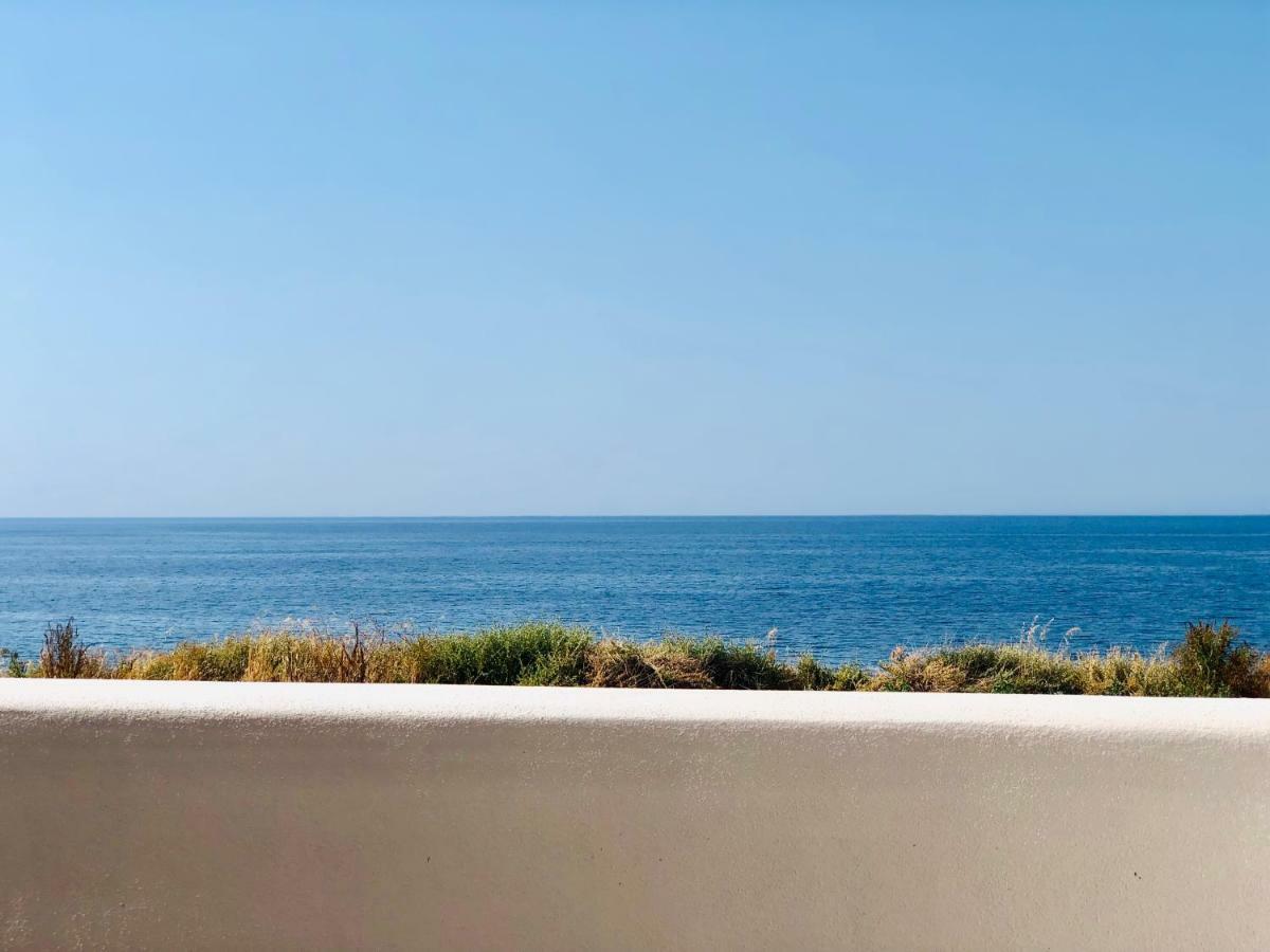 Apartment Tramonto Sea-Front فاليدوريا المظهر الخارجي الصورة