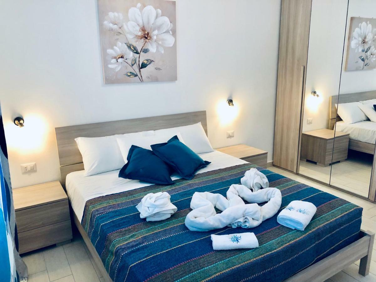 Apartment Tramonto Sea-Front فاليدوريا المظهر الخارجي الصورة