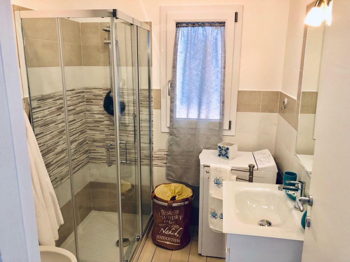 Apartment Tramonto Sea-Front فاليدوريا المظهر الخارجي الصورة