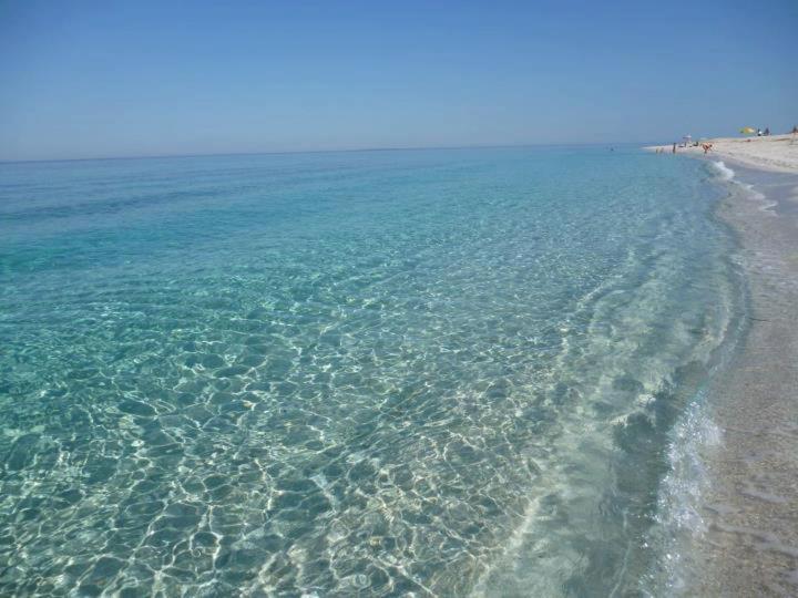 Apartment Tramonto Sea-Front فاليدوريا المظهر الخارجي الصورة